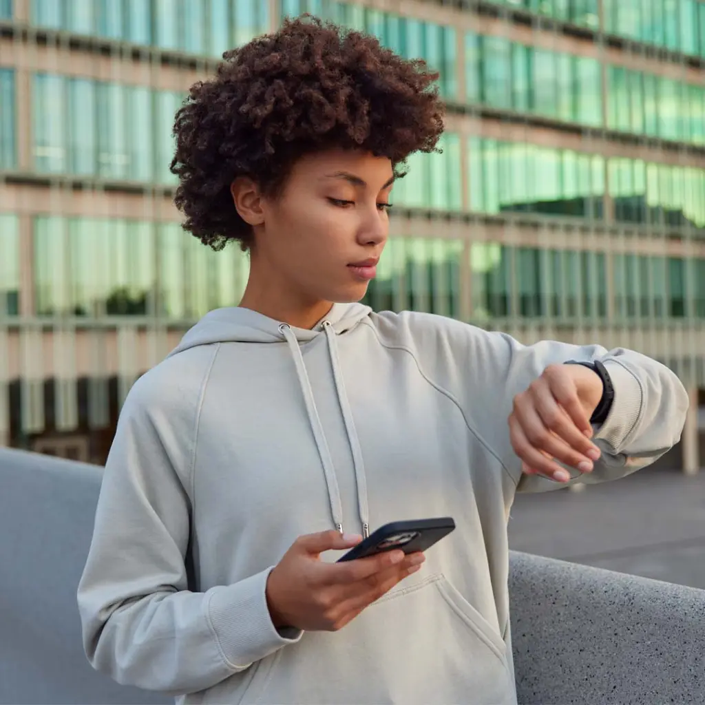 Revolutionizing Glucose Tracking: J-STYLE's Non-Invasive Wearable Solution